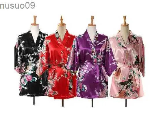 Home Kleding Kleding Dames Peacock Print Japanse Kimono Yukata Silk Satin Short Pyjamas Home Pajamasl2403