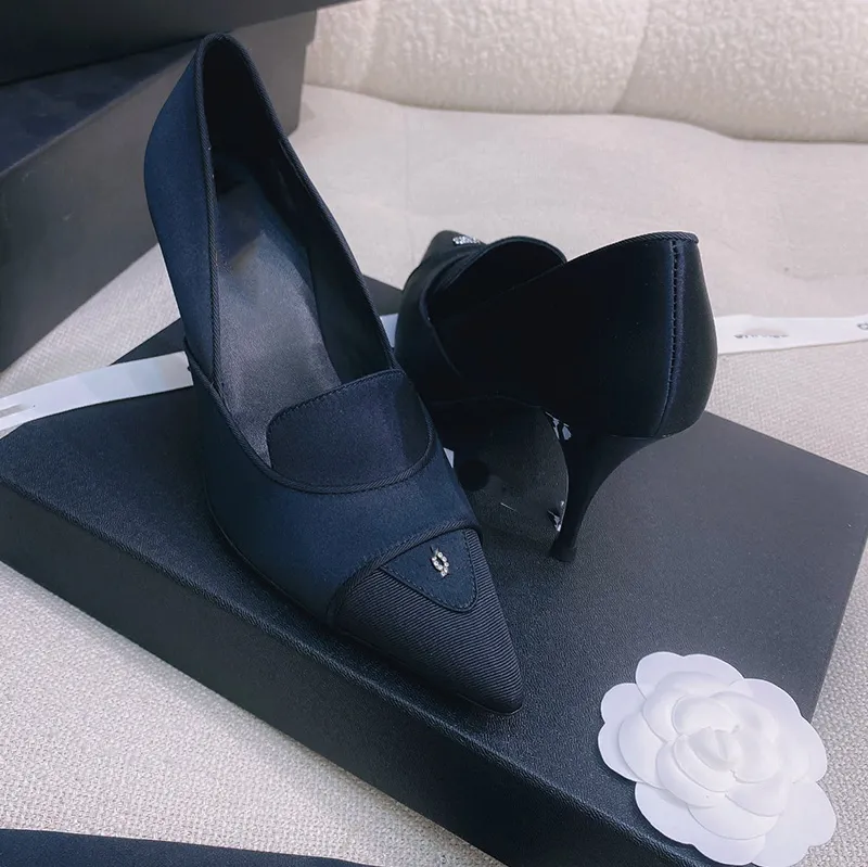 Damska seksowna sukienka buty spiczasty buty na wysokim obcasie 8 cm owczarek splicing czarny grozgrain Rhino Diamond Middle Modern Skórzowe buty