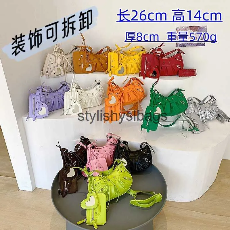 Evening Bags 2023 New Underarm Fold Crescent Mother Single Shoulder Bag Female Rivet Machine H240323