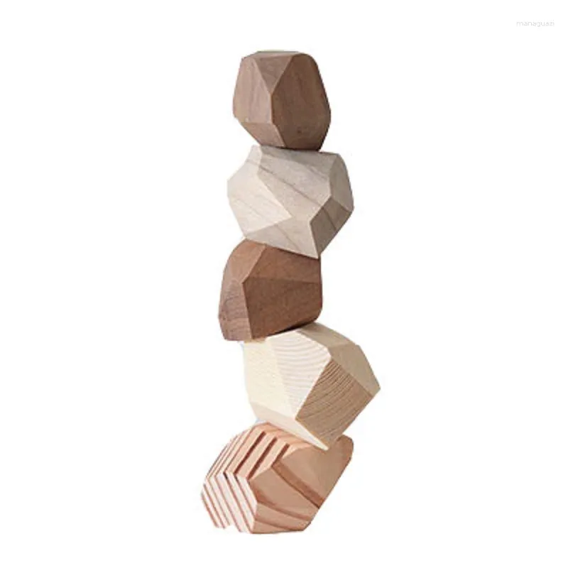 Dekorativa figurer Yizhi dekomprimering Byggnadsblock Balans Stone Nordic Style Desktop Log Handgjorda ornament
