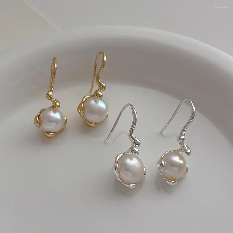 Dangle Earrings Minar Dainty淡水真珠の不規則なメタリック長い女性FEMME REAL GOLD SILVERメッキ銅ジュエリー