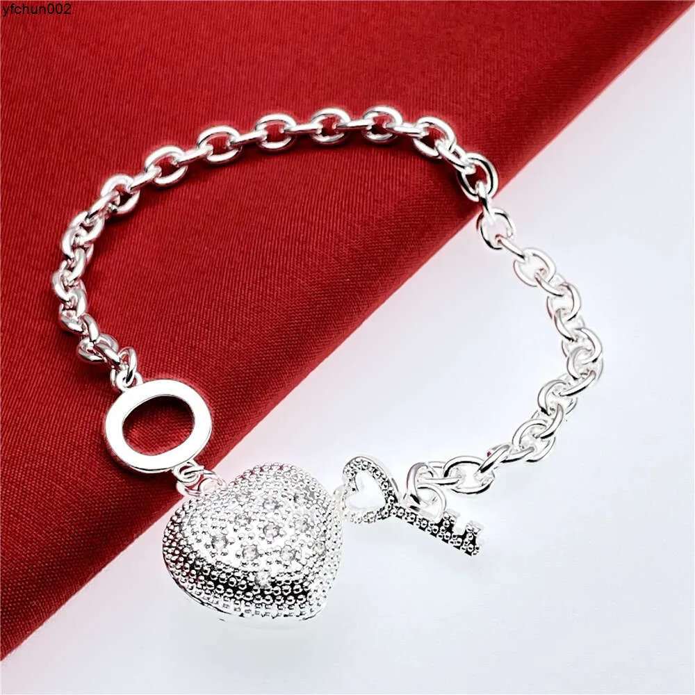 Version coréenne de bijoux plaqués argent exquis, meilleure vente, cristal de zirconium, diamant, clé de cœur pour bracelet Yhd060 Hlvg