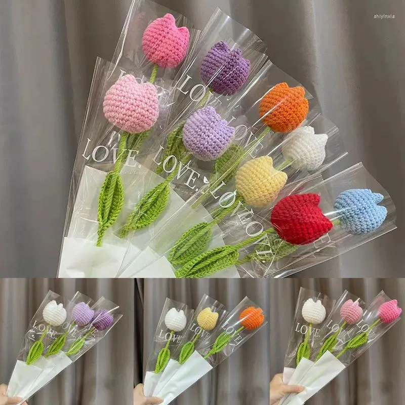 Decoratieve bloemen breiboeket Rose Daisy Tulpen Zonnebloem Handgebreide nepbloem Thuistafel Creatief decoratiecadeau