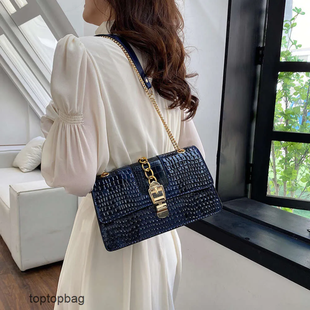 Designer Luxury fashion Shoulder bags French socialite style temperament small square bag 2023 new fashionable and foreign style single shoulder crossbody bag for