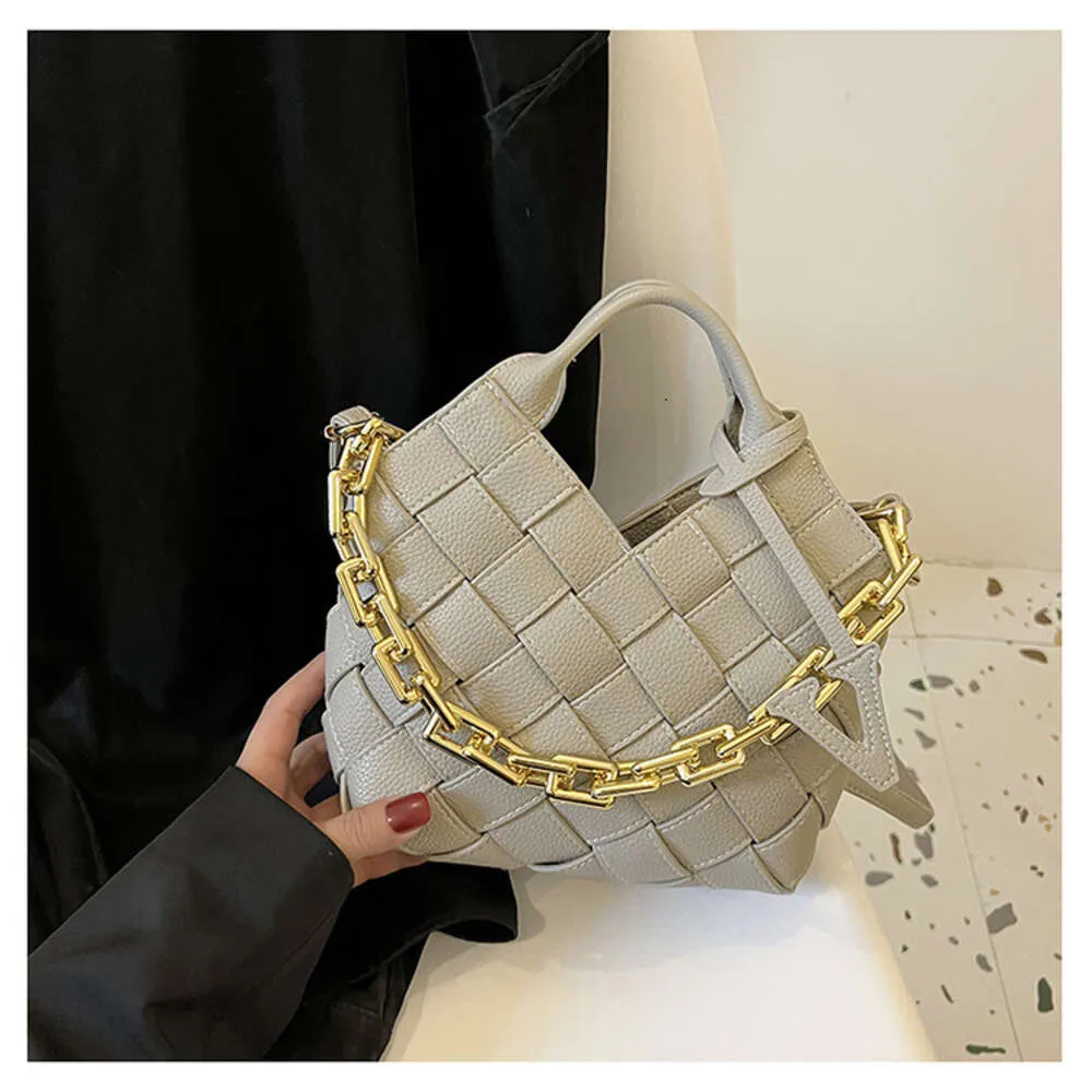 DHgate.com:2024 Handheld Crossbody Vegetable Basket Bag DHgate.com:2024 Handheld Crossbody Vegetable Basket Bag
