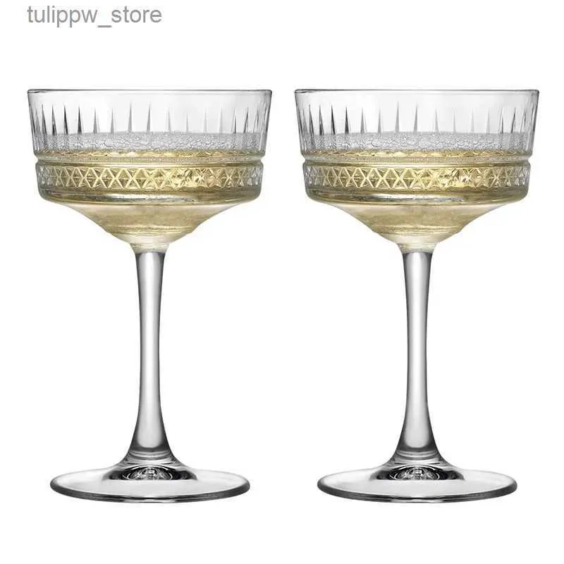 Şarap Gözlükleri 2 PCS Elysia Martini Kokteyl Gözlükleri Vintage Oyma Stemware Crystal Wineglass Partisi Şampanya Kupası Şeriar Şarap Kadehi Toptan L240323