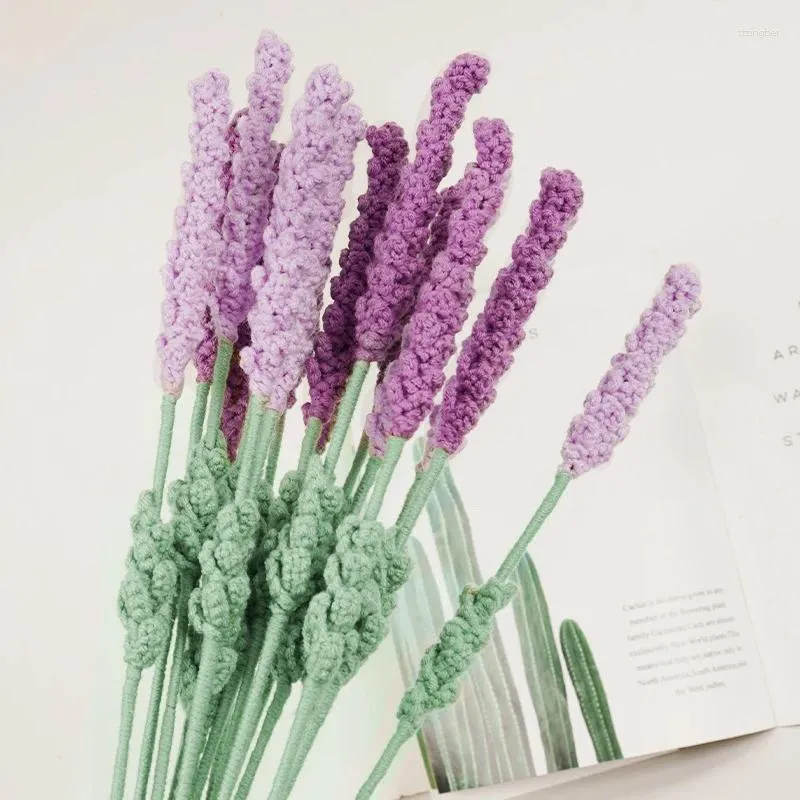 Dekorativa blommor 5st DIY Woven Lavender Crochet Sticking Arrangement Fake Plant Färdig Bouquet Romantic Valentine's Day Gifts