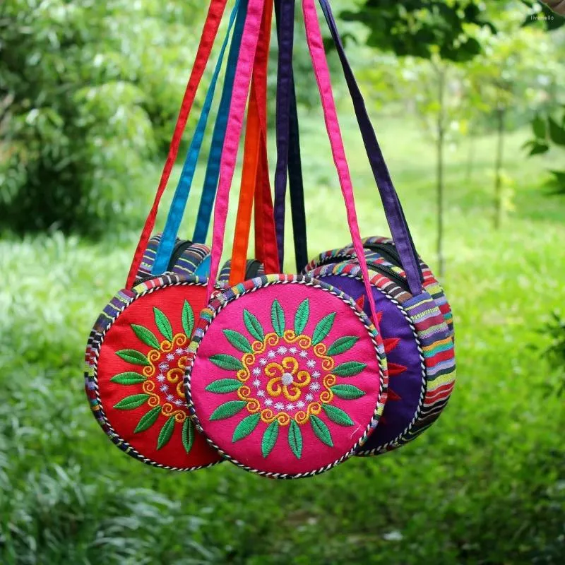 Shoulder Bags 2024 Fashion Women Embroidery Round Bag Ethnic Crossbody For Zipper Casual Women's Handbags Borse Da Donna