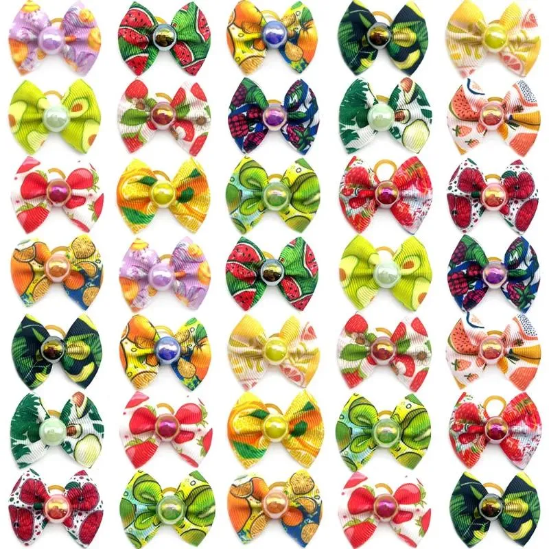 Vêtements pour chiens 30 / 50pcs Style de fruit d'été Supplies pour animaux de compagnie Bows petits accessoires yorkshire toilettage