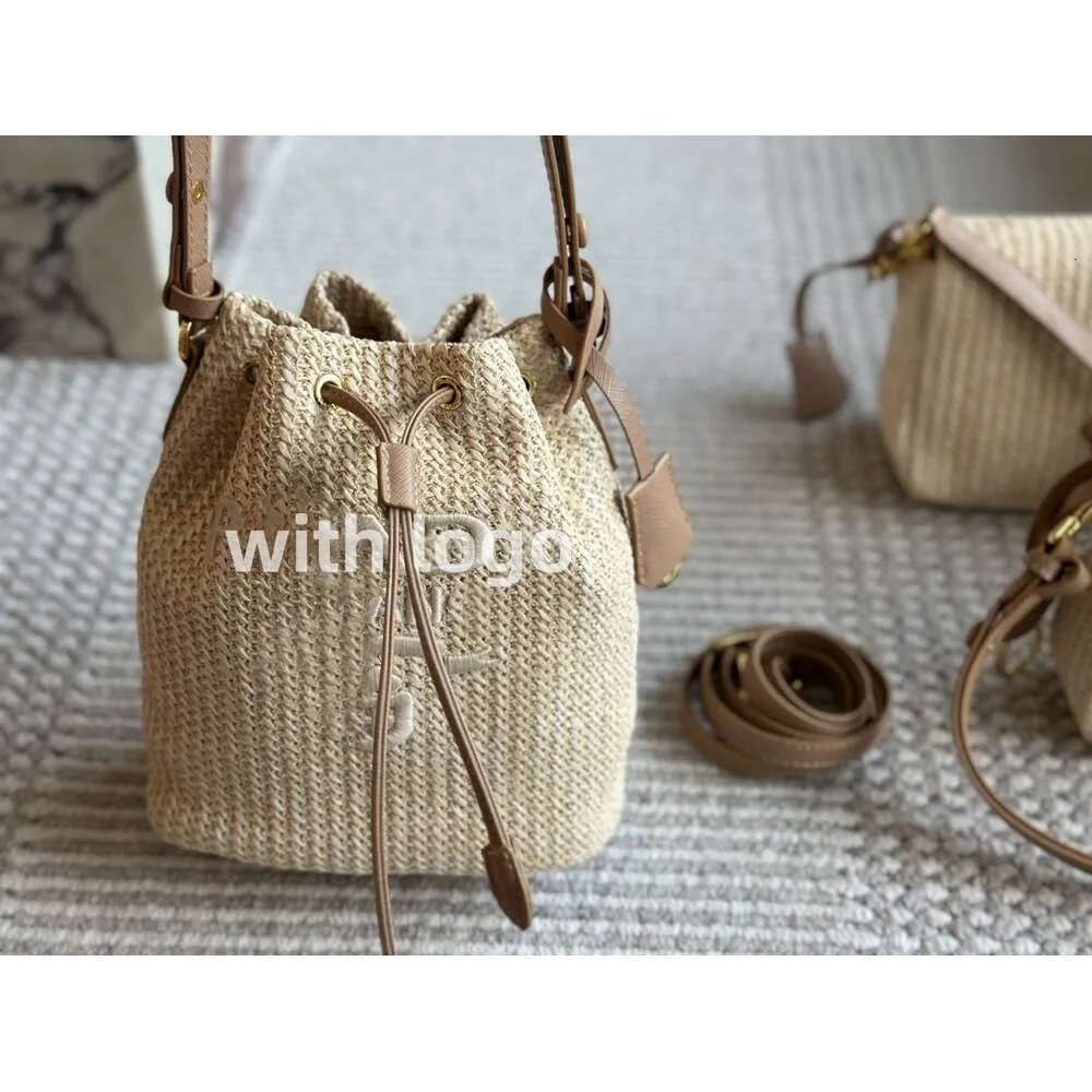 Designer bags Woman Straw Bags Bucket Bag Nylon Shoulder Bags Hobos Chain Handbags Crossbody Lady Small Totes top quality