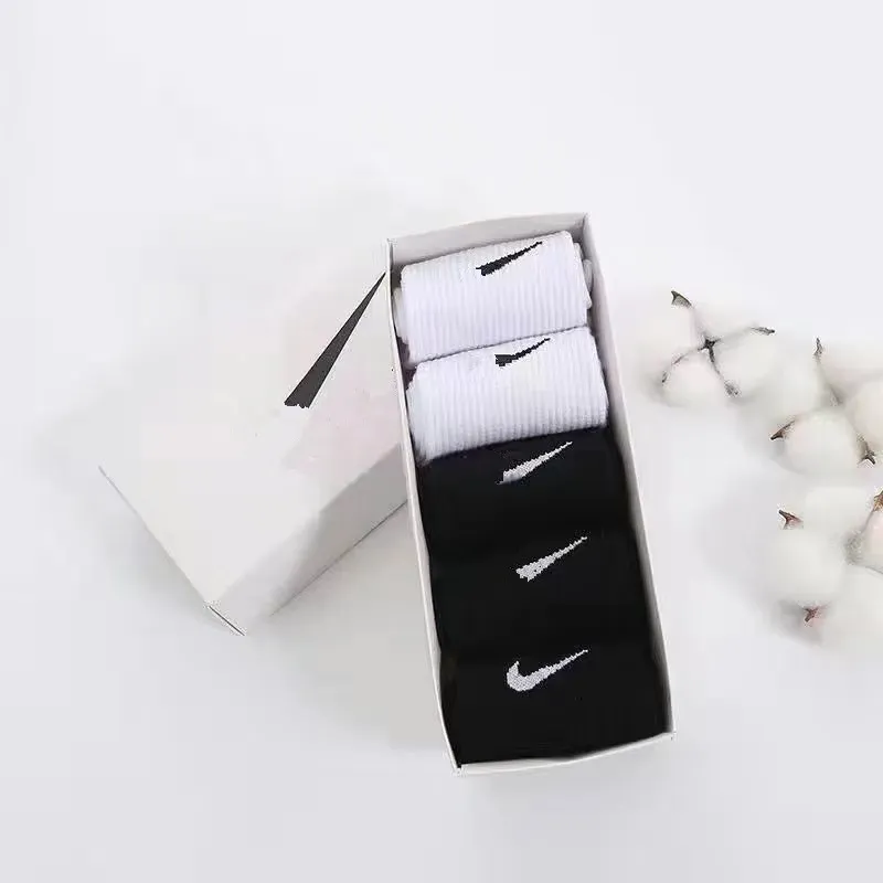 women socks cotton all-match solid color socks slippers classic hook ankle breathable black white football basketball sport stocking luxury sportsocks socks Q2