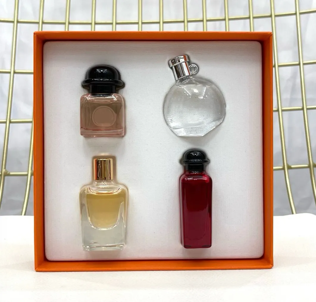 Luxury Perfume Gift Set - 4 Exquisite Fragrances in Chic