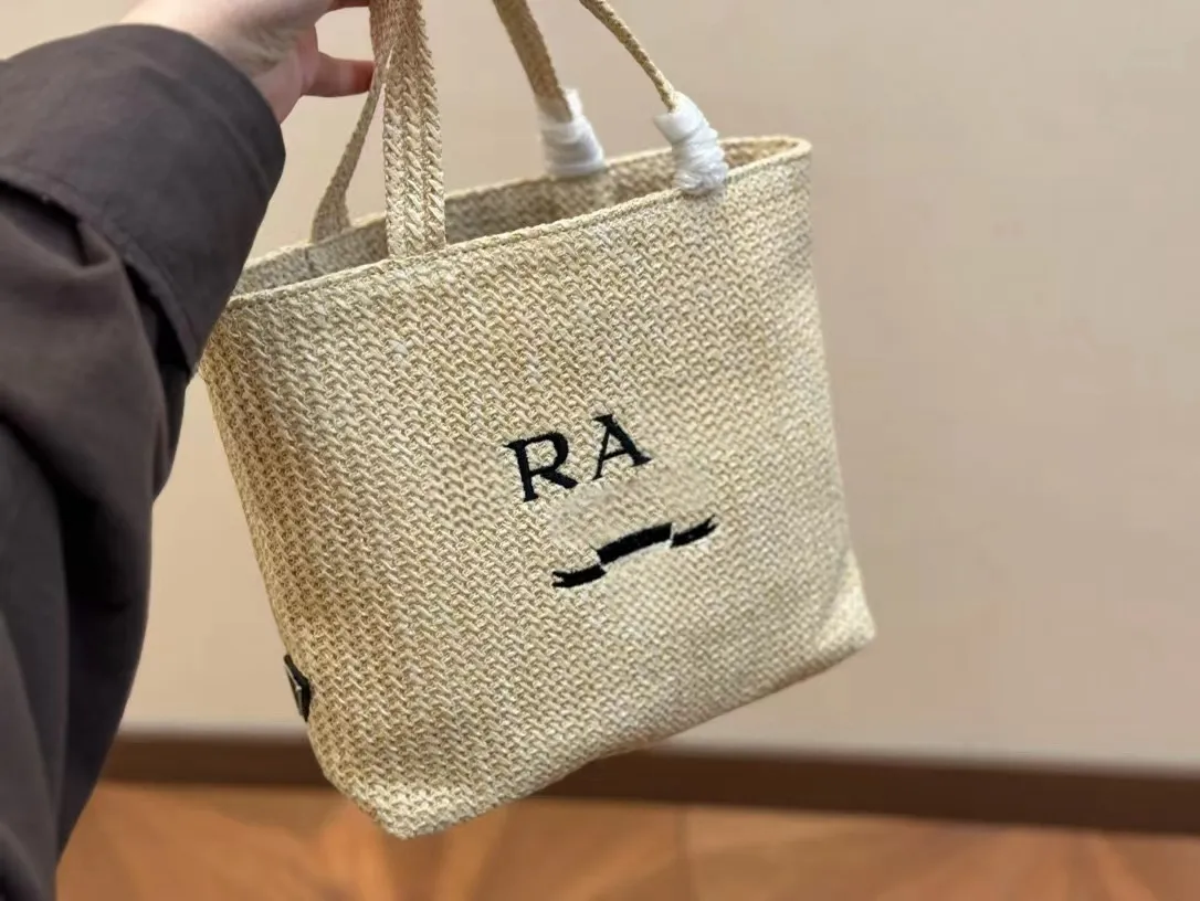 Summer Casual Grass Knitting Bags Luxury bag Straw Woven Tote Bags designer bag Large Capacity Handbags New Fashion Beach Women Shoulder Simple Style Shopping bag