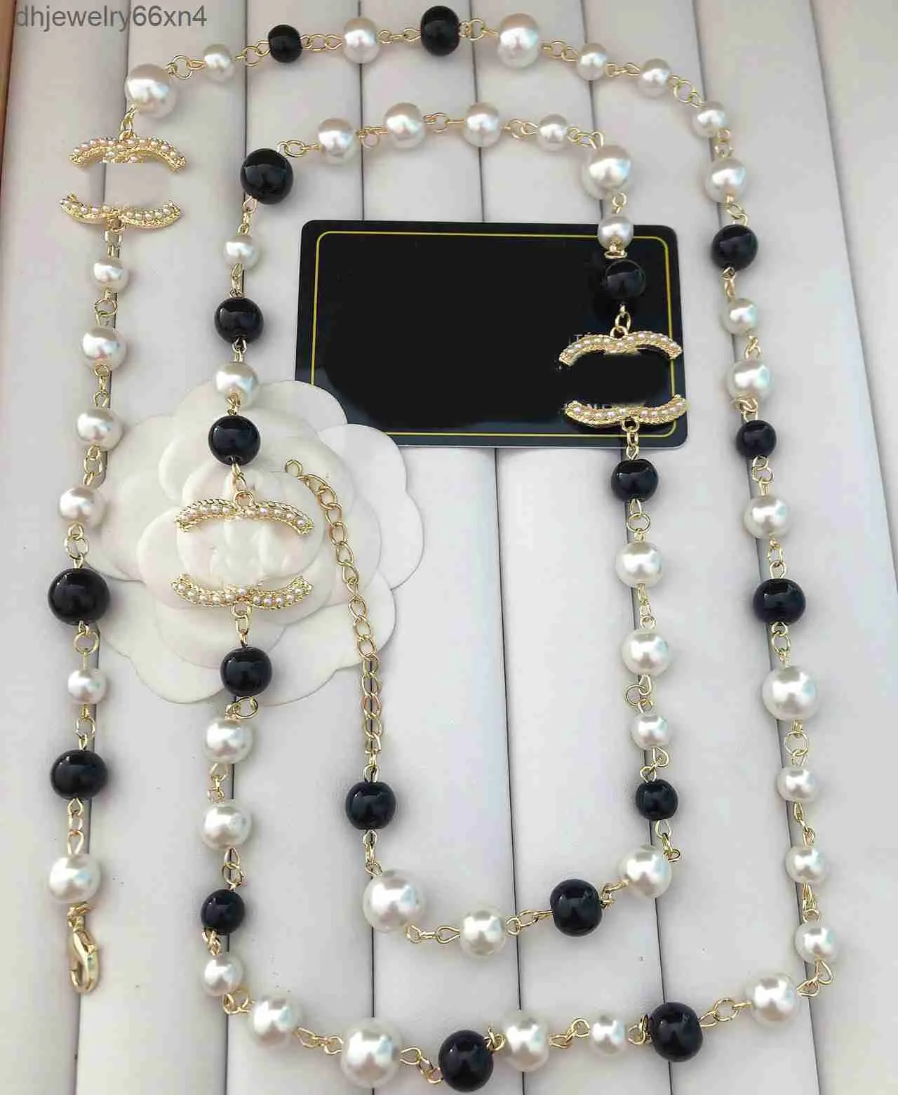 Classic Diamond Pendant Necklace Designer High Quality Pearl Womens Wedding Anniversary Jewelry Gift IIXI