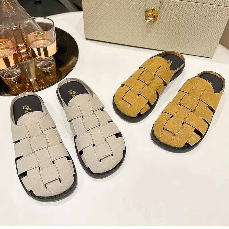 Fashion design 2024 spring and summer new real soft leather woven hollow flat Roman sandals women fashion all match cage slippers