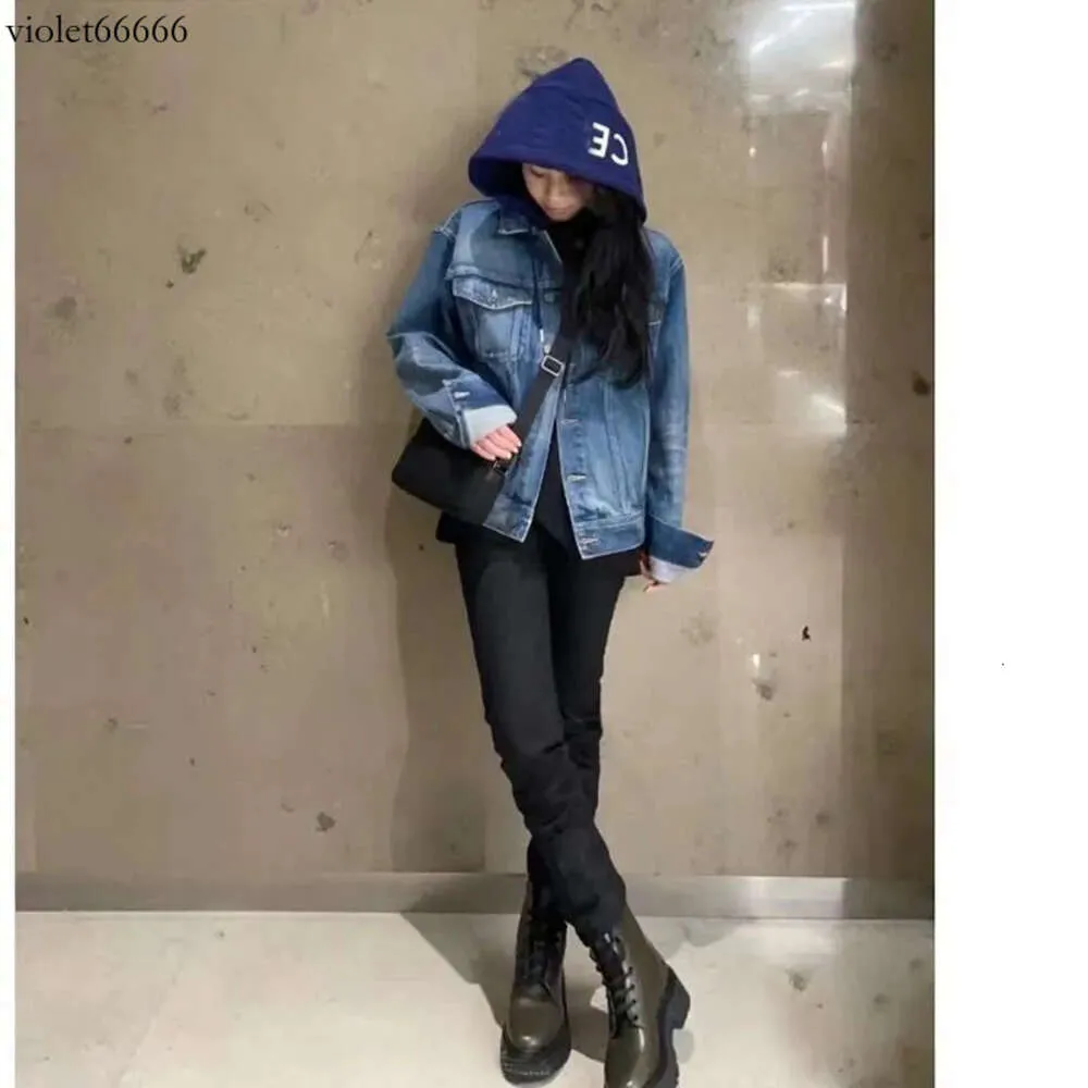 Letter CE CE003 Women Fleece Jean Jacket Pockets Button Couple Designer Soft Outerwear Hooded Fashion Denim Coats Female TT4Q