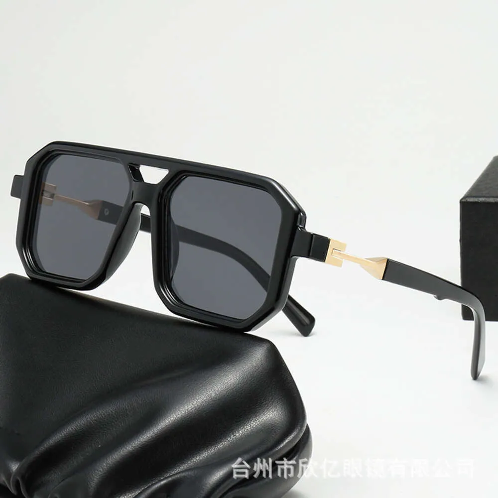 Stylish Rectangular Sunglasses Set 3-Piece Rectangular Classic Vintage Women main image 4