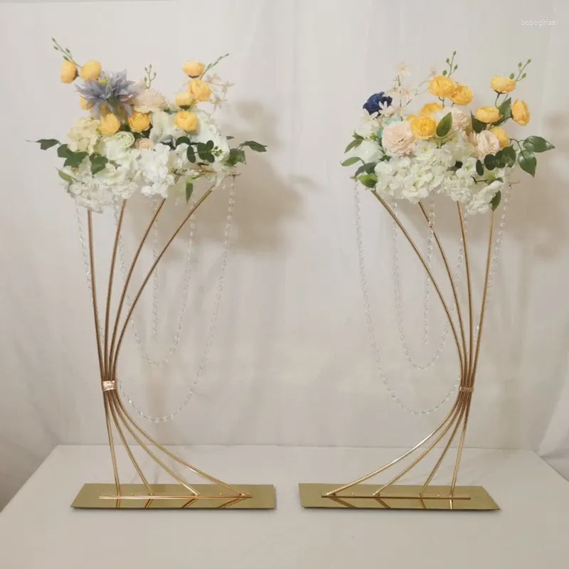 Assiettes décoratives 5 pièces support de fleurs en or brillant 84 cm/33 "de hauteur en métal route plomb décoration de pièce maîtresse de mariage pour l'affichage de fête d'événement