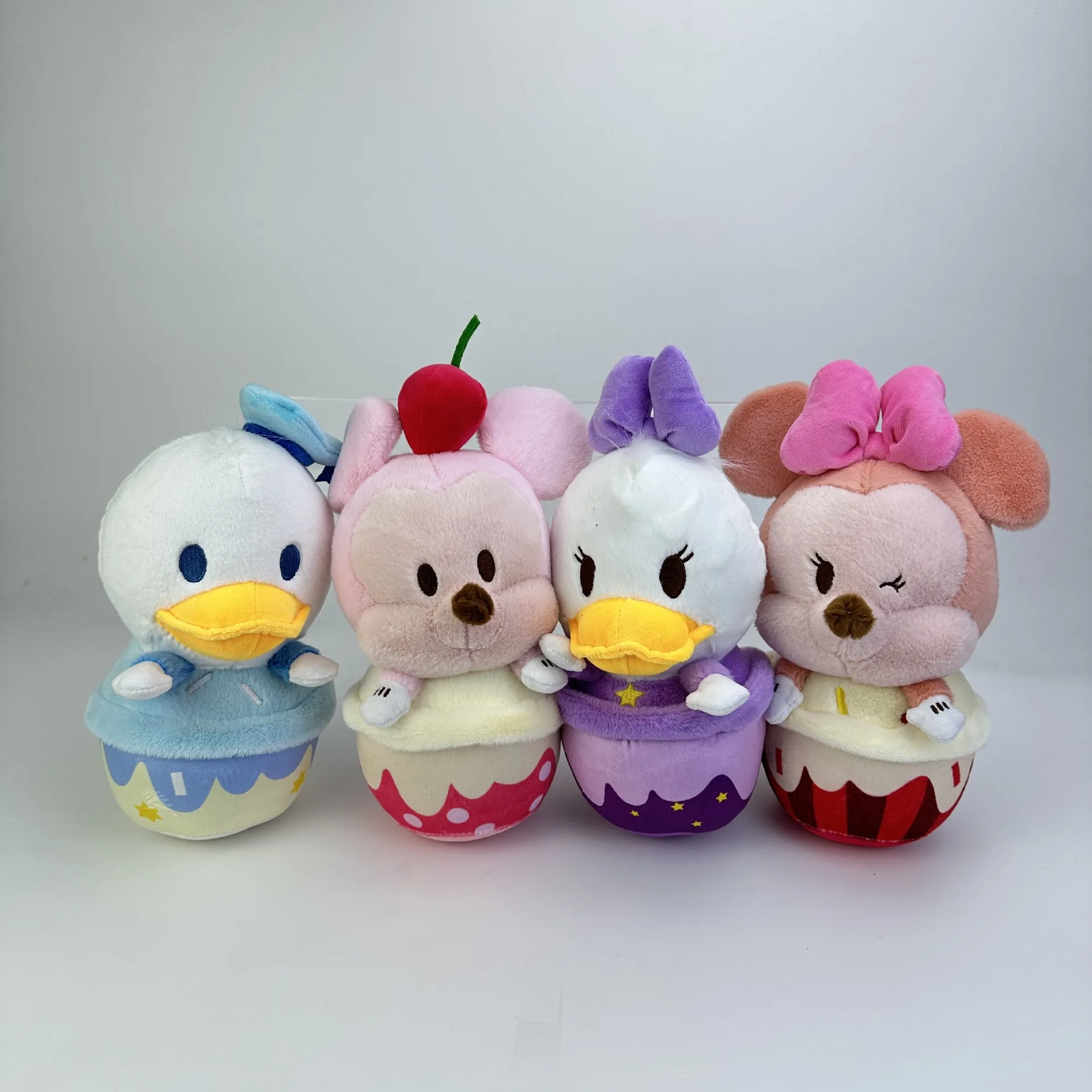 كرتون بالجملة Cicci Ice Cream Plush Toys Children's Games Playmates Holiday Gifts Decoration Decoration