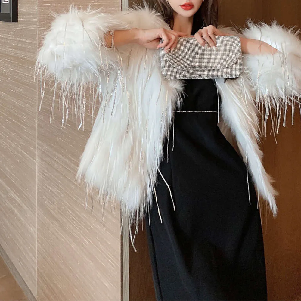 Inverno nova versão coreana silhueta fina cabelo de raposa malha borla casaco curto de pele de guaxinim feminino