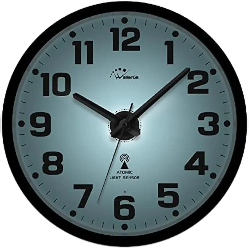 Wallarge Atomic Wall Clock med Night Light Silent Lighted Up Glow in the Dark Battery Operated Auto DST 12 Inch 240320