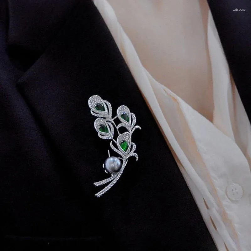 Broszki meibapj naturalne czarne perły zielone kamienne pióra broszka broszka biżuteria sweter dla kobiet pusta taca