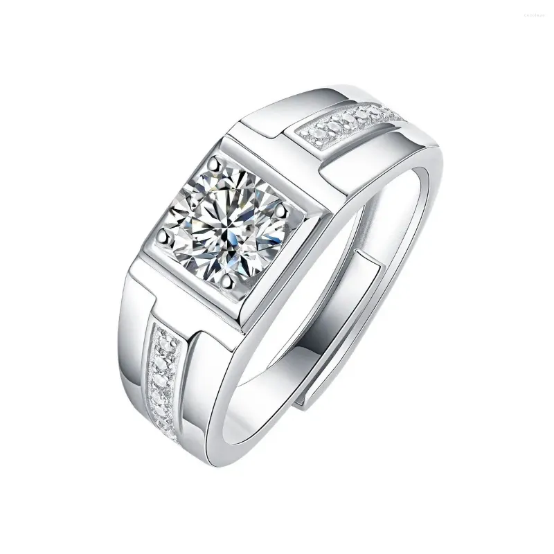 Anillos de racimo Clásico 1CT D Color Cuatro Garra Moissanite 925 Anillo de plata para hombres Joyería de diseño de lujo Compromiso Regalo de boda