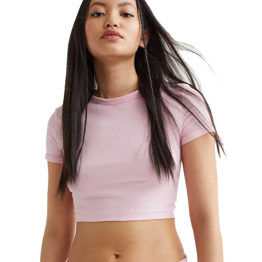 최신 디자인 여성 Slim Fit 기본 블랭크 작물 T 셔츠 모든 색상과 크기로 판매 탑