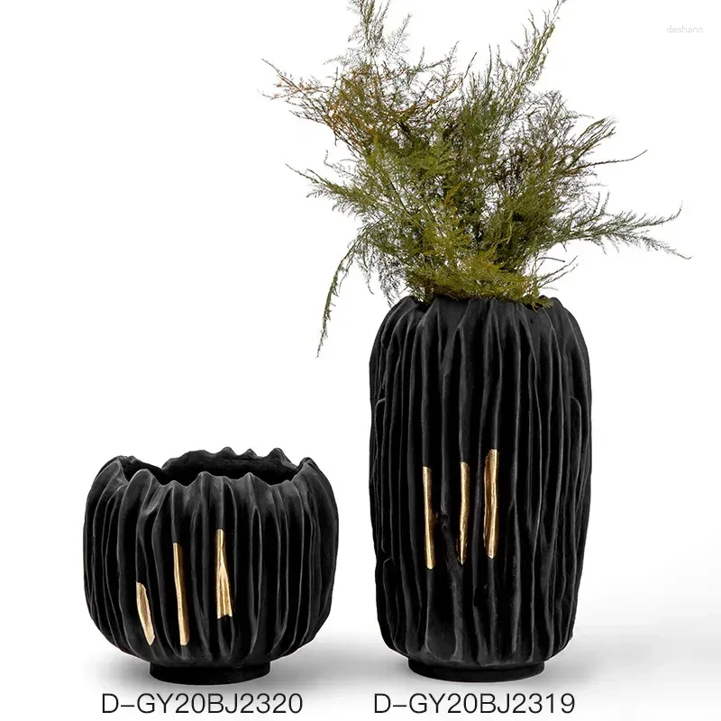 Decorative Figurines Modern And Simple Nordic Light Luxury Creative Black Gold Folded Resin Vase Artwork Decoration Home Sample Room