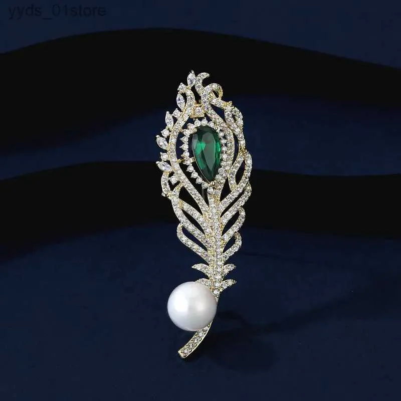 Pins Brooches SUYU New Vintage Court Windbreaker Blazer Accessories Corsage Imitation Pearl Inlaid Zircon Feather Brooch L240323