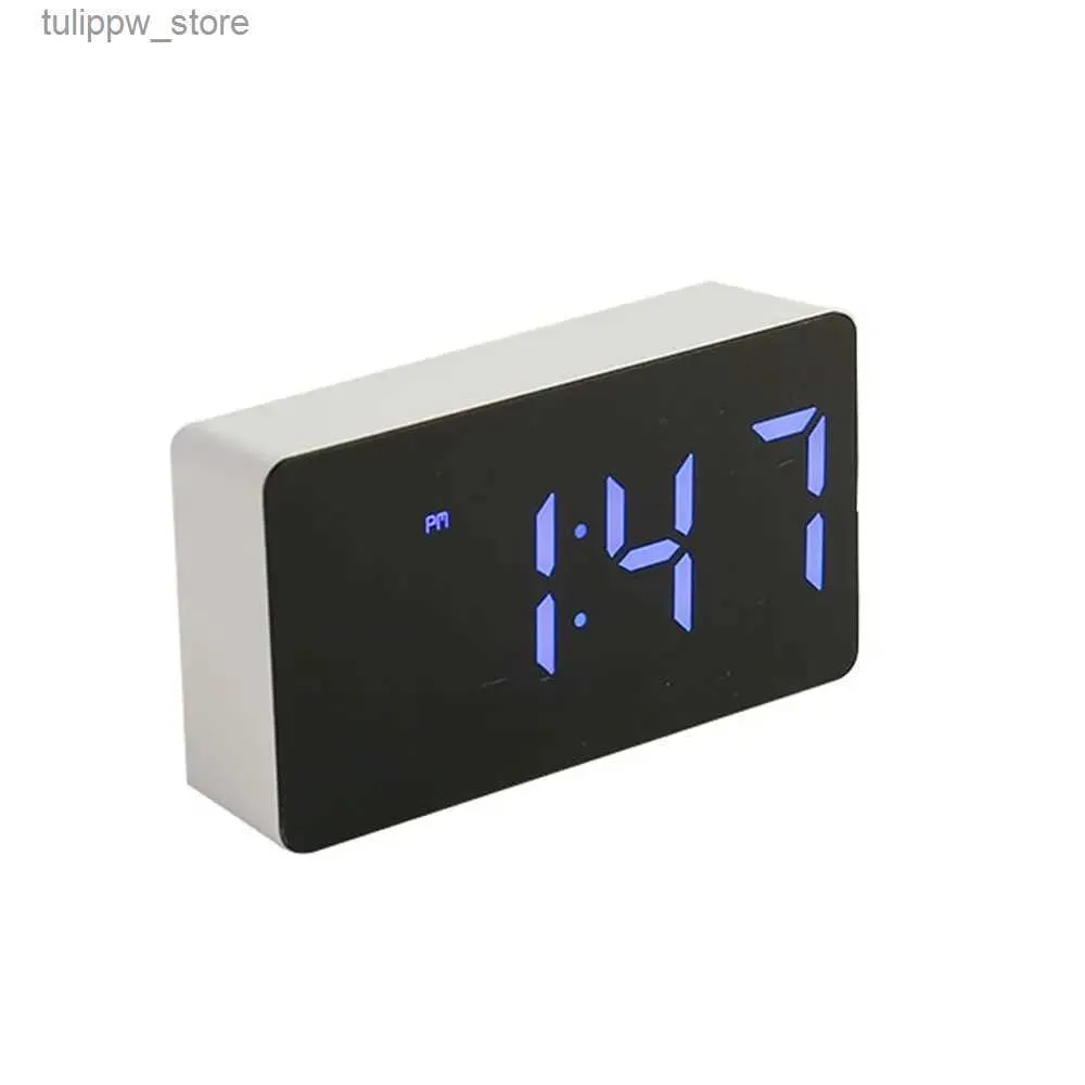 Desk Table Clocks Bedroom Decoration Mini Wall Car Mirror Alarm Clock Electronic Watch Digital Table Home Decor Living Room Led Desk Furnishings L240323