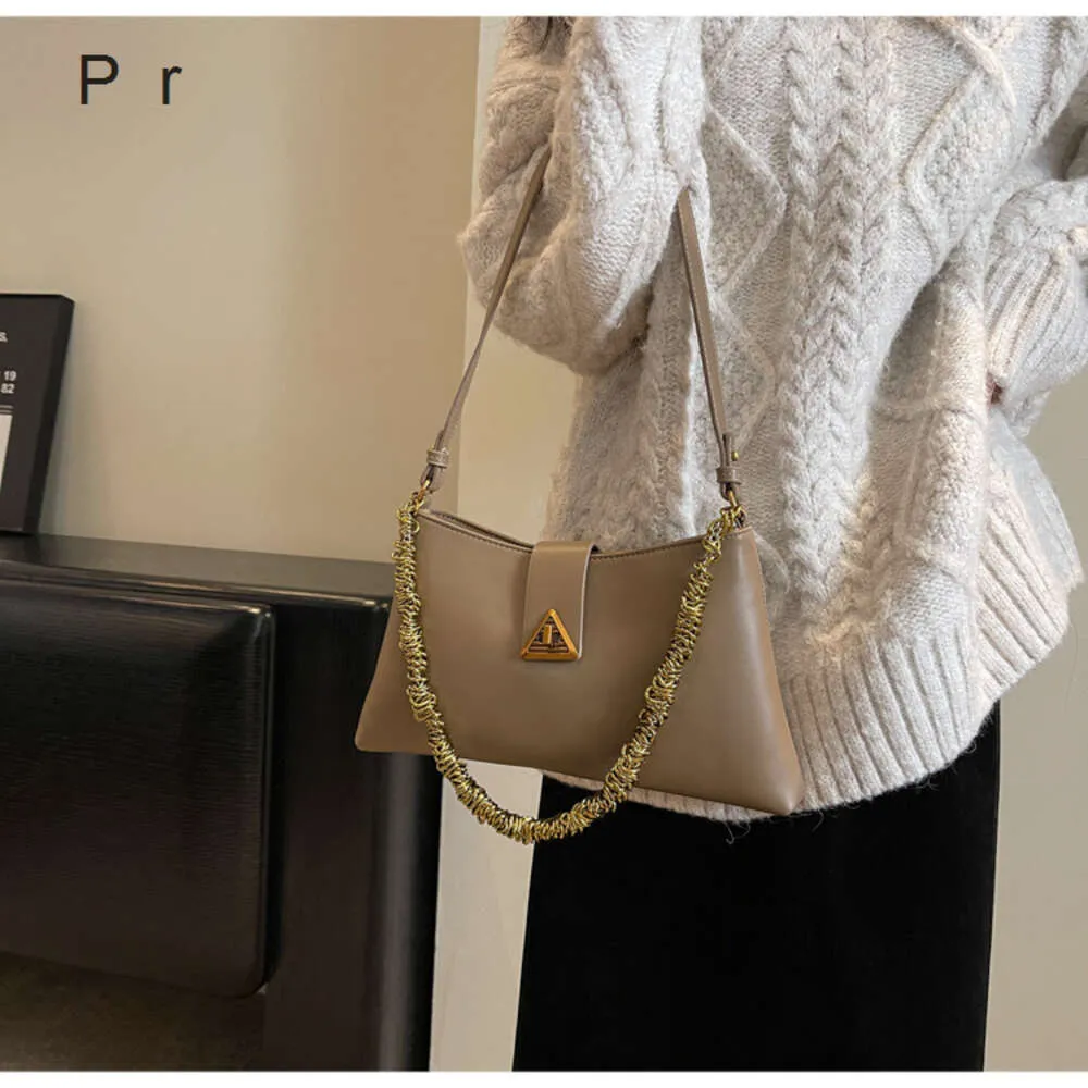 Handbag New Counter Quality King Explosion Korean Version of Fashionable Light Luxury Chain Bag for Women in Autumn and Winter Dign Trend Versatile Single ShouldBag