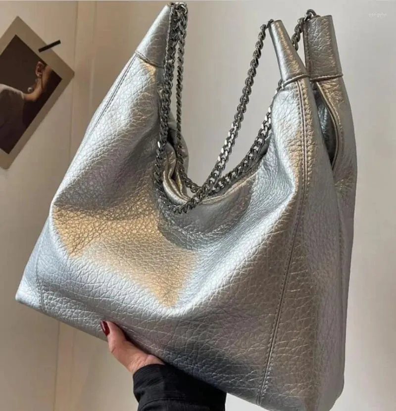 Evening Bags 2024 Luxury Designer Silver Leather Crossbody For Women Korean Fashion Chain Solid Color Shoulder Bag Handbags