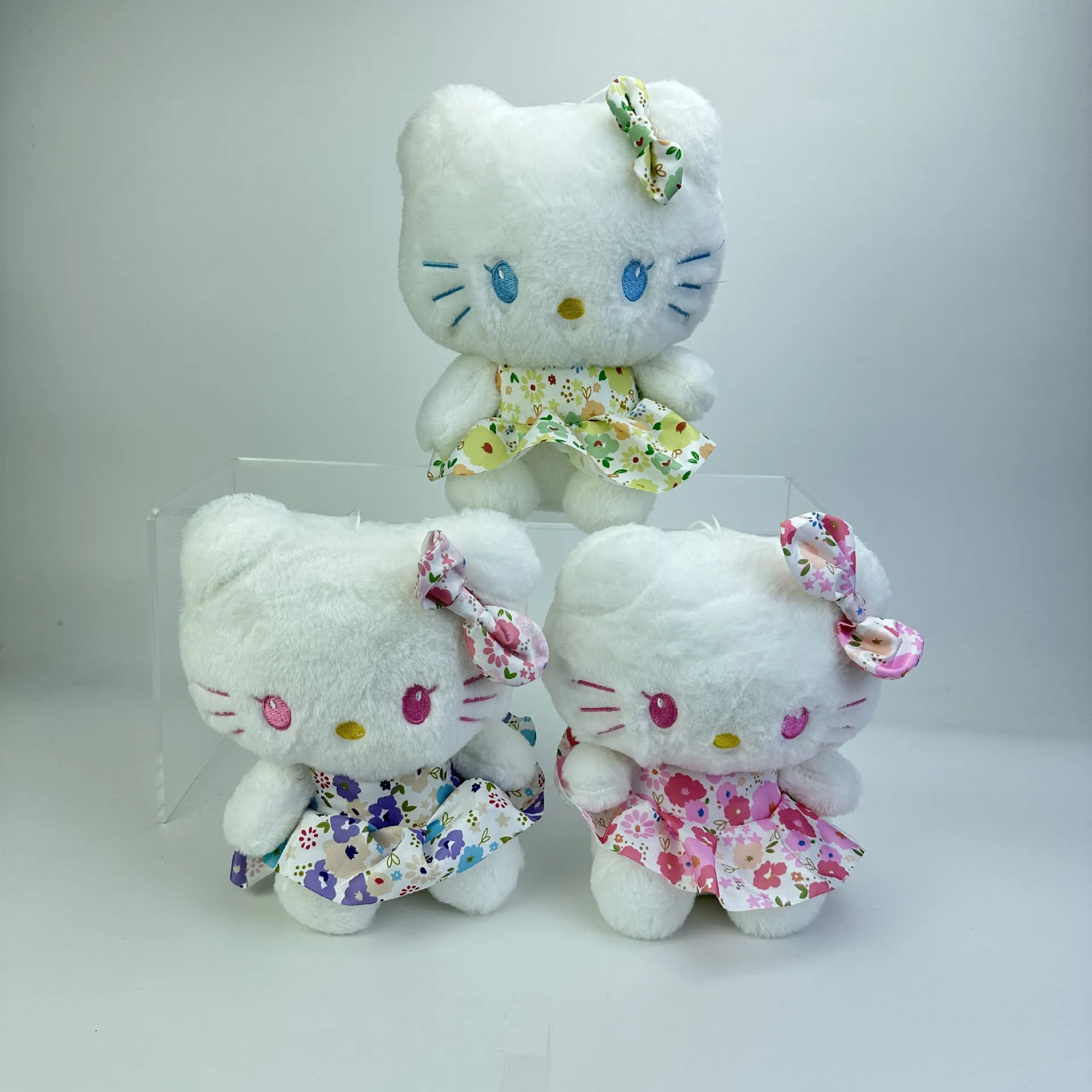 Jouets en peluche chaton fleurs, jeux pour enfants, camarades de jeu, cadeaux de vacances, décoration de chambre à coucher, vente en gros, nouvelle collection