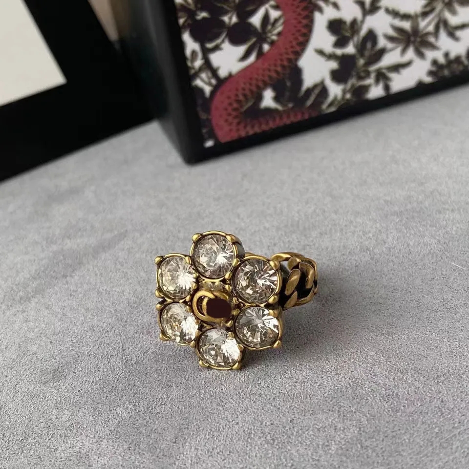Luxurys Classic Designer 18K Gold Plated Diamond Insert Ring Jewelry ...