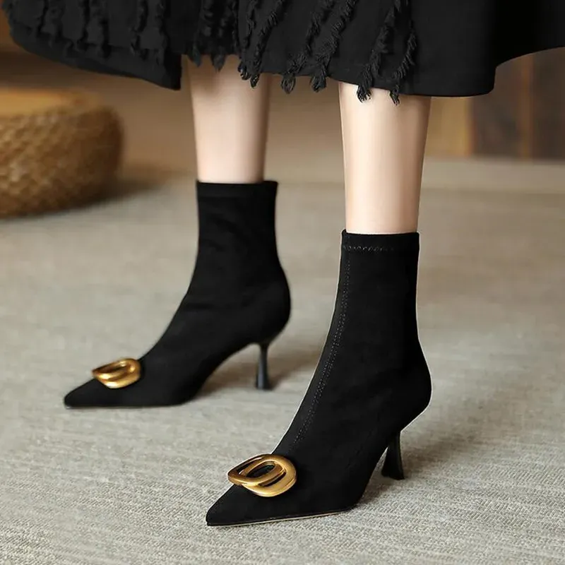Boots fadeshi feminina pontiaguda 2022 novo tipo de calcanhar fino botas elásticas de metal preto salto alto