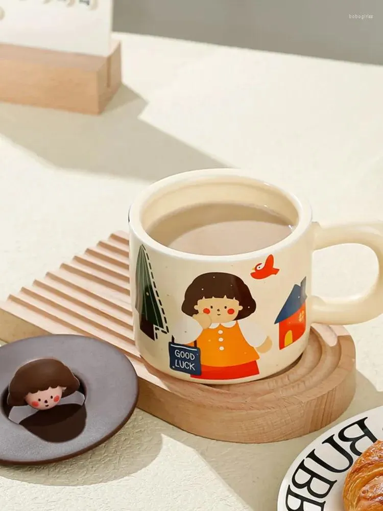 Tasses de dessin animé tasse mignonne fille tasse en céramique avec couvercle haute valeur esthétique couple eau famille petit déjeuner café