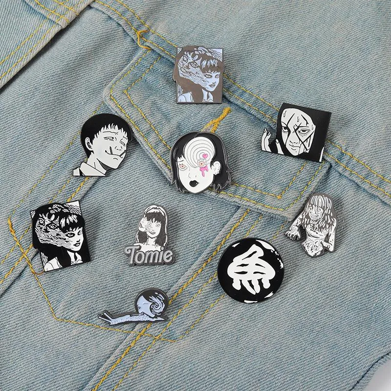 Vintage Punk Style Brooches Pin for Women Fashion Dress Coat Shirt Demin Metal Funny Brooch Pins Badges Backpack Gift Jewelry Halloween pins