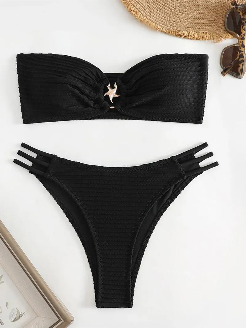 Kvinnors badkläder Sexig Bandeau Bikini Kvinnor 2024 Black Metal Ring Linked Cut Out Push Up Micro Swimsuit Summer Bathing Suit Thong