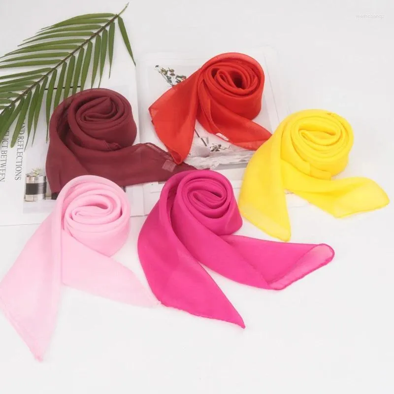 Foulards Foulard carré en mousseline de soie de couleur unie pour femmes Summer Fashion Sunscreen Wraps Châles Foulard Dames Élégantes Cravates De Cheveux Bandes