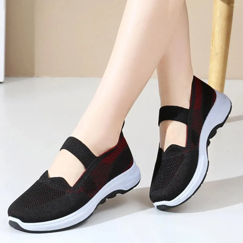 Chaussures décontractées femmes semelle épaisse à la mode respirant confortable vulcanisé chaussures souples femmes Sneaker