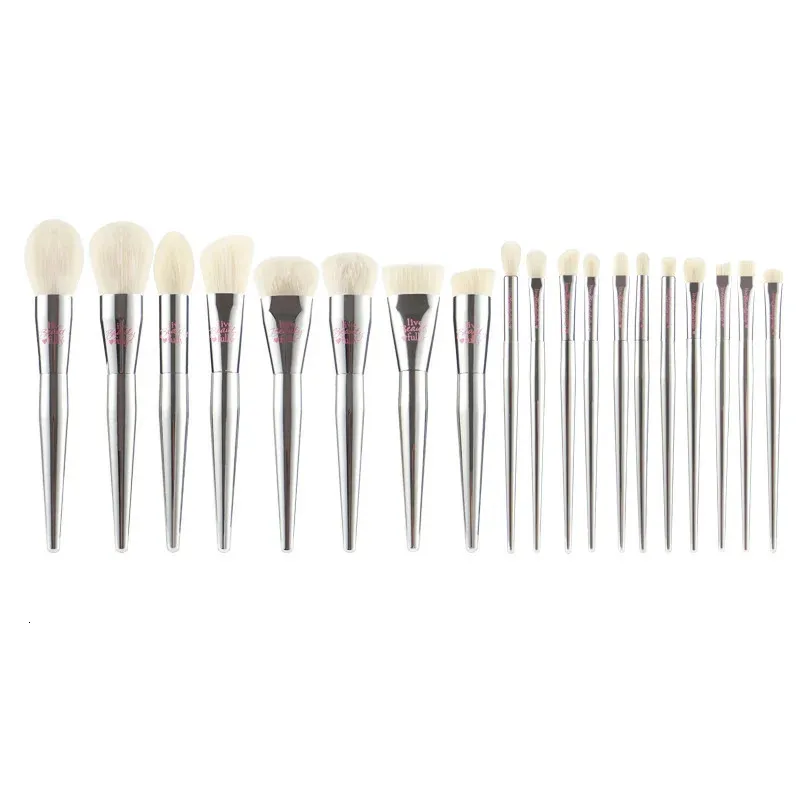 19 pièces/ensemble pinceaux de maquillage fonctionnels de haute qualité ensemble fard à joues en poudre surligner fard à paupières sourcils pinceaux de maquillage manteau argenté 240314