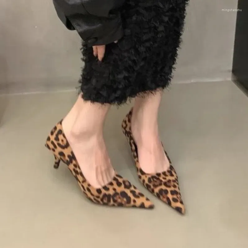 Kleid Schuhe Damen Pumps Leopard Boot Spitze Zehe Slip auf Schwarz Faux Wildleder Mid Heels Stilettos Weibliche Frühling Herbst 1716C