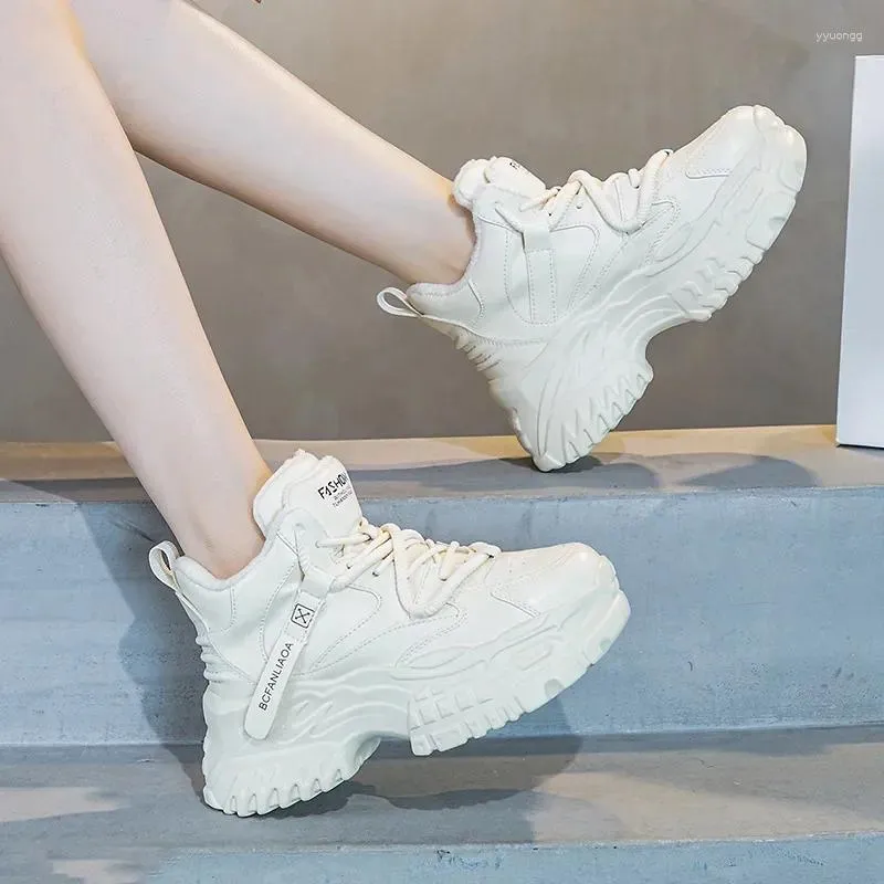 Scarpe casual Krasovki 7 cm vera pelle sintetica comoda piattaforma sneakers con zeppa stivaletti primaverili robusti moda donna autunno