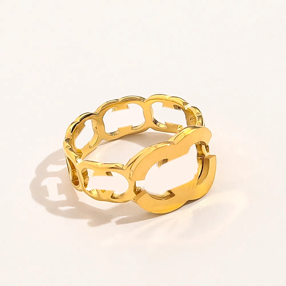 Anel de designer 18k banhado a ouro anéis de designers de luxo para mulheres anéis de letras moda casal anéis de noivado na moda presente de feriado