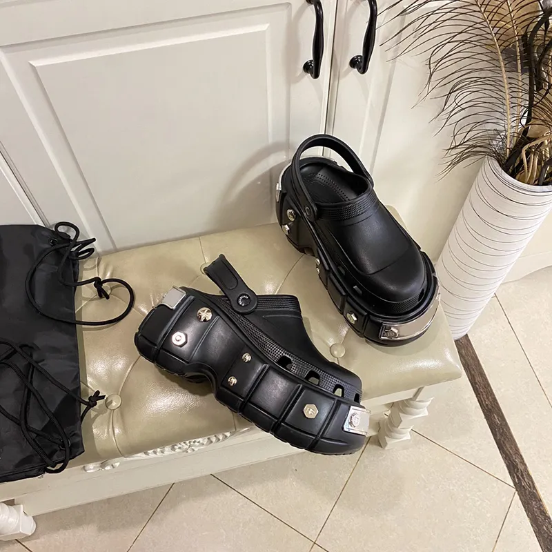 2024 Designer Women's Hardcrocs Mule Sandals Black Rubber Round toe 110mm Platform Fashion Summer Slippers with Box