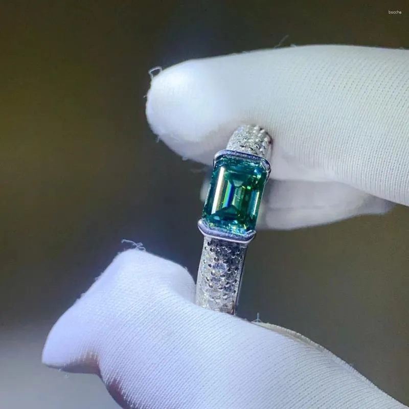 Bagues de cluster Yuzbt 18 carats plaqué or blanc 1 excellente coupe diamant passé vert moissanite bague émeraude pour femmes bijoux de mariage