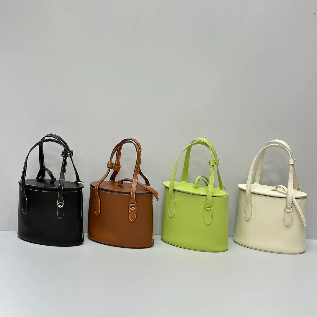 مصمم حقيبة جلدية جلدية مصممة مصممة ذات جودة فاخرة عالية الجودة حقيبة الأزياء 24SS كتف حقيبة كروسودي