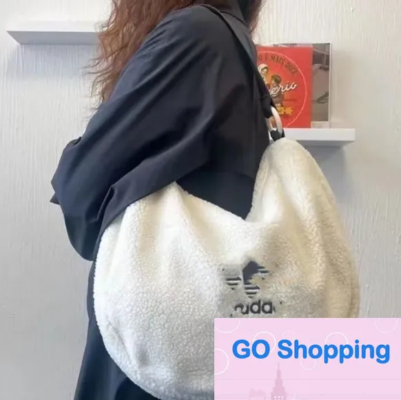 High-end Lambswool Wool Bag Cloud Bag Shoulder Bags White Backpack