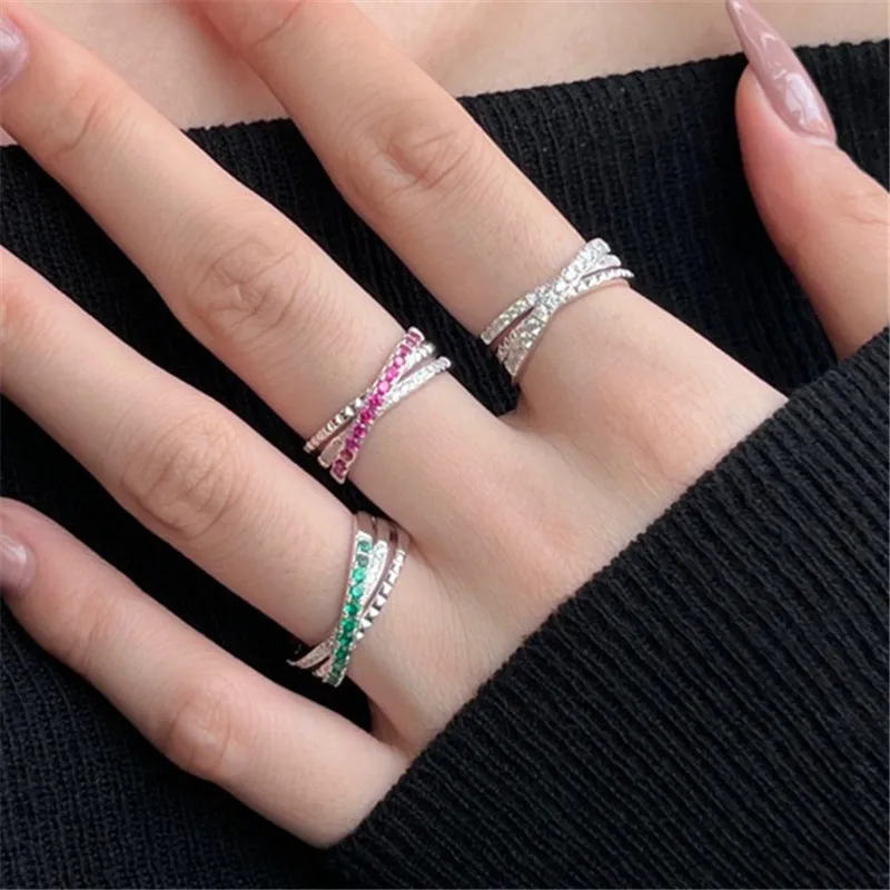 Luxury Preppy Style Tennis Designer Rings for Women Party 925 Sterling Silver Green Diamond Ring Woman Jewelry Daily Outfit Travel Dating Presentlåda Storlek 6-9